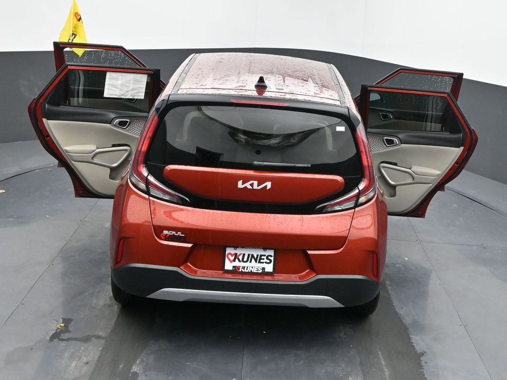Used 2025 Kia Soul LX w/ LX Technology Package image 67