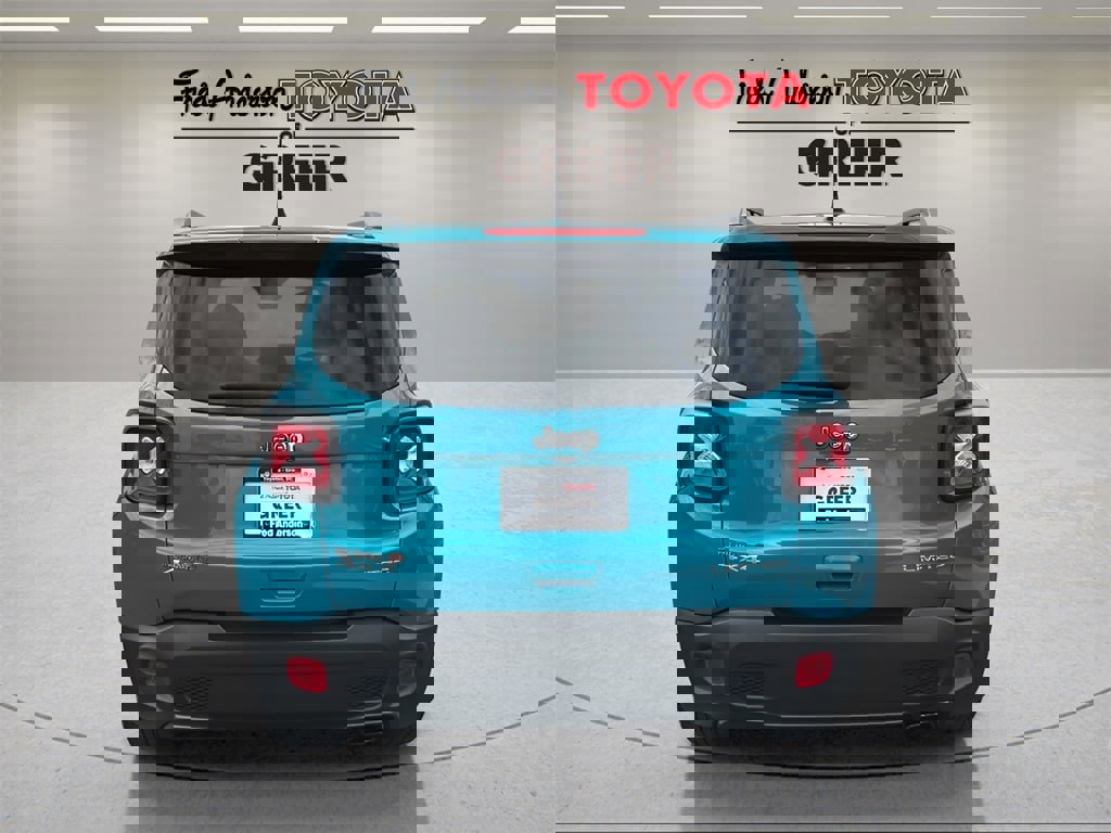 Used 2022 Jeep Renegade Limited image 17