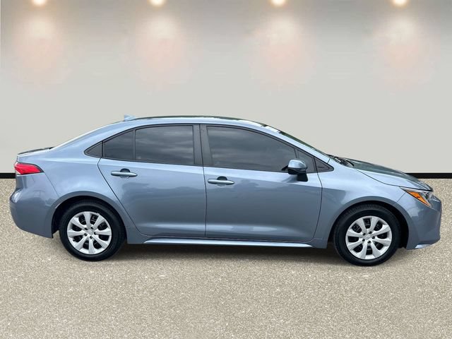 Used 2024 Toyota Corolla LE FWD image 4
