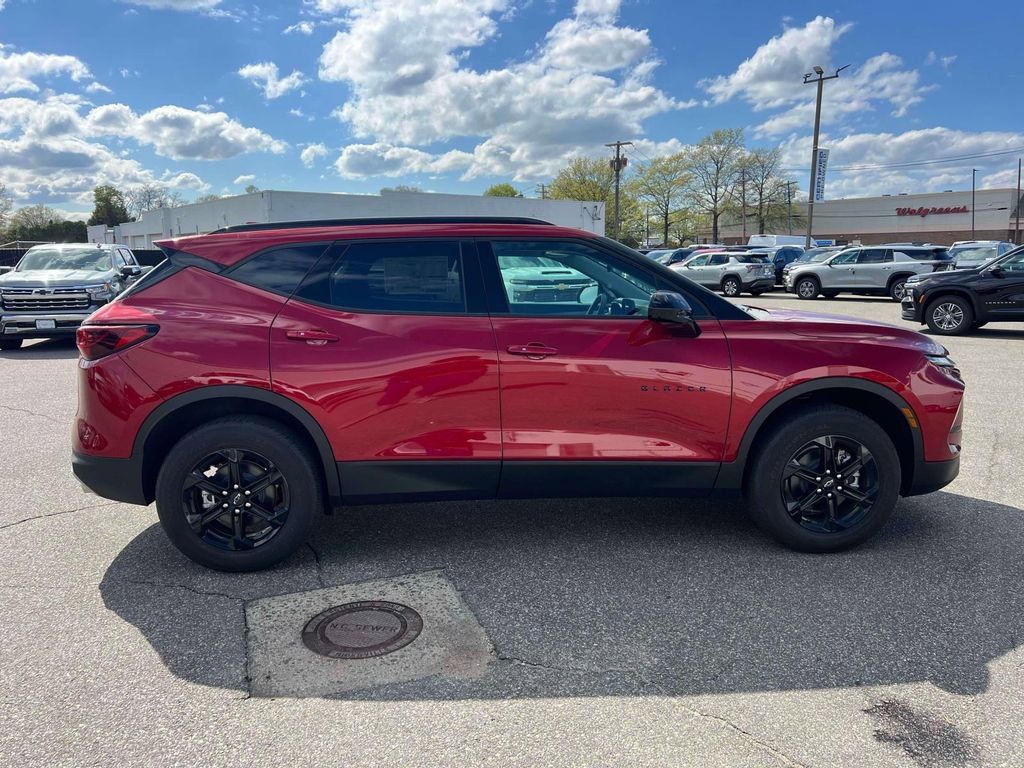 New 2026 Chevrolet Blazer LT w/ Convenience Package AWD/4WD image 3