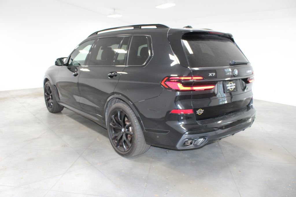 Used 2024 BMW X7 M60i w/ Executive Package image 7