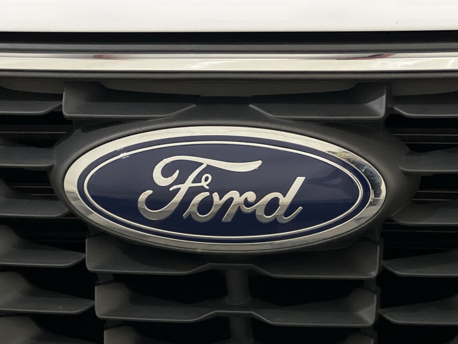 Used 2024 Ford Escape Active w/ Cold Weather Package FWD image 11