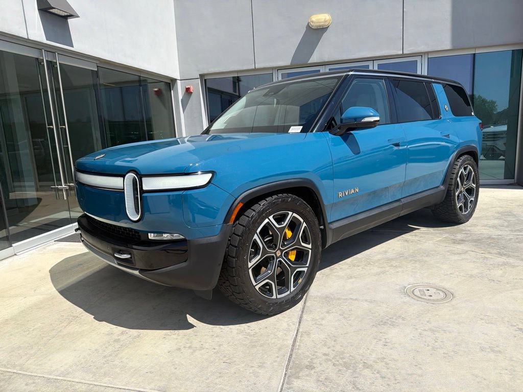 Used 2023 Rivian R1S Launch Edition Quad AWD/4WD image 3
