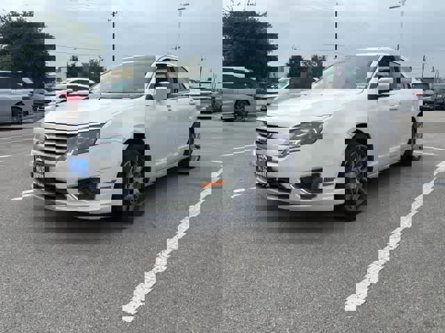 Used 2011 Ford Fusion SEL w/ 301A Rapid Spec Order Code FWD image 1