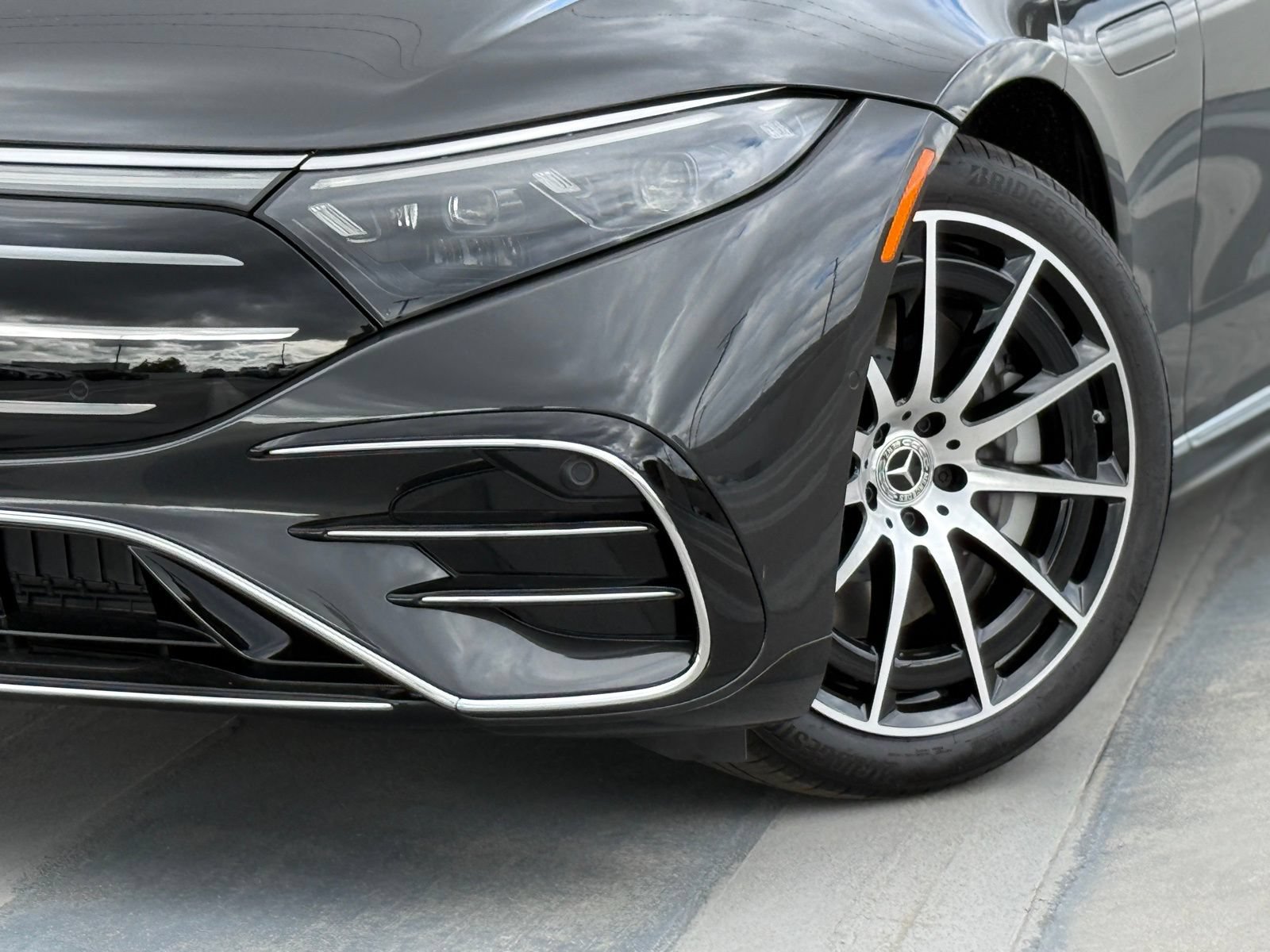 New 2026 Mercedes-Benz EQS 580 4MATIC Sedan image 4