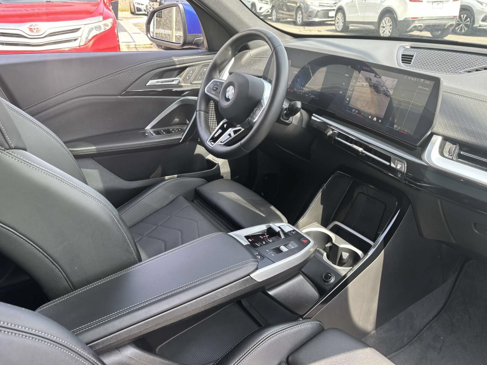 Used 2026 BMW X2 xDrive28i AWD/4WD image 15