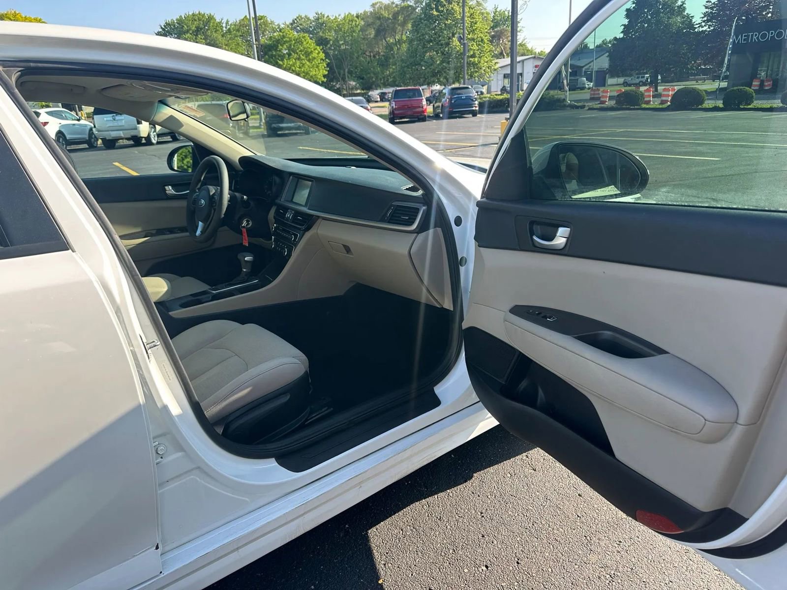 Used 2018 Kia Optima LX FWD image 17