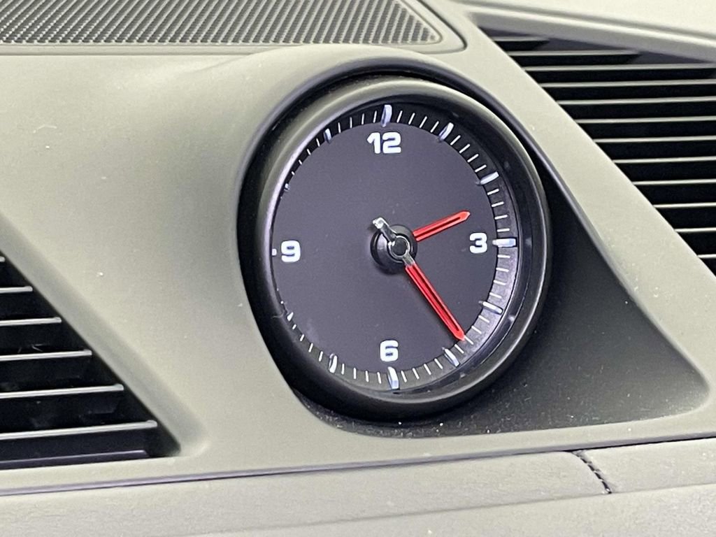 Certified 2023 Porsche Cayenne GTS AWD/4WD image 28