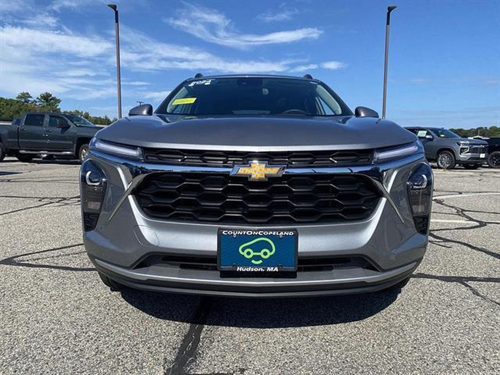 Certified 2024 Chevrolet Trax LT w/ Sunroof Package FWD image 11
