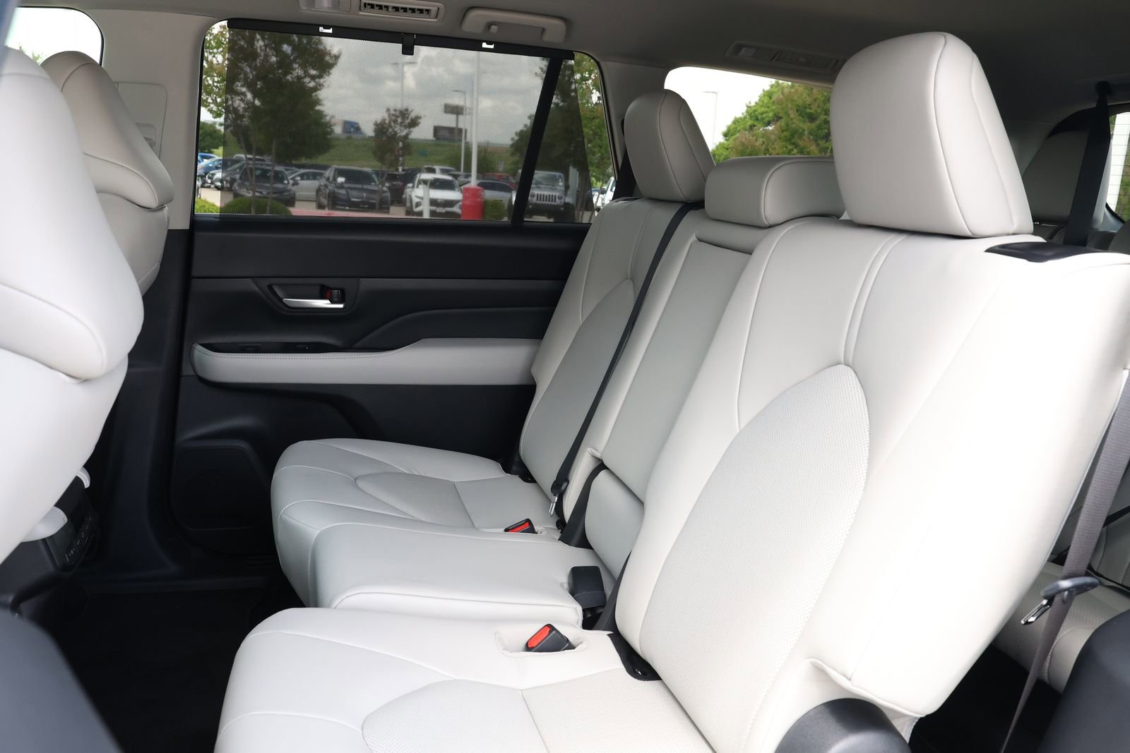 New 2026 Toyota Grand Highlander FWD image 29