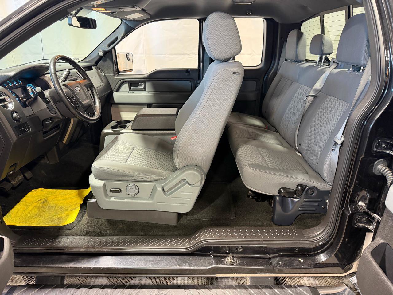 Used 2013 Ford F150 XLT w/ Luxury Equipment Group AWD/4WD image 28