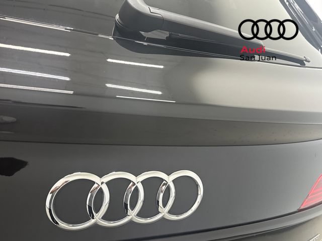 Used 2022 Audi Q5 2.0T Premium Plus w/ Premium Plus Package AWD/4WD image 11