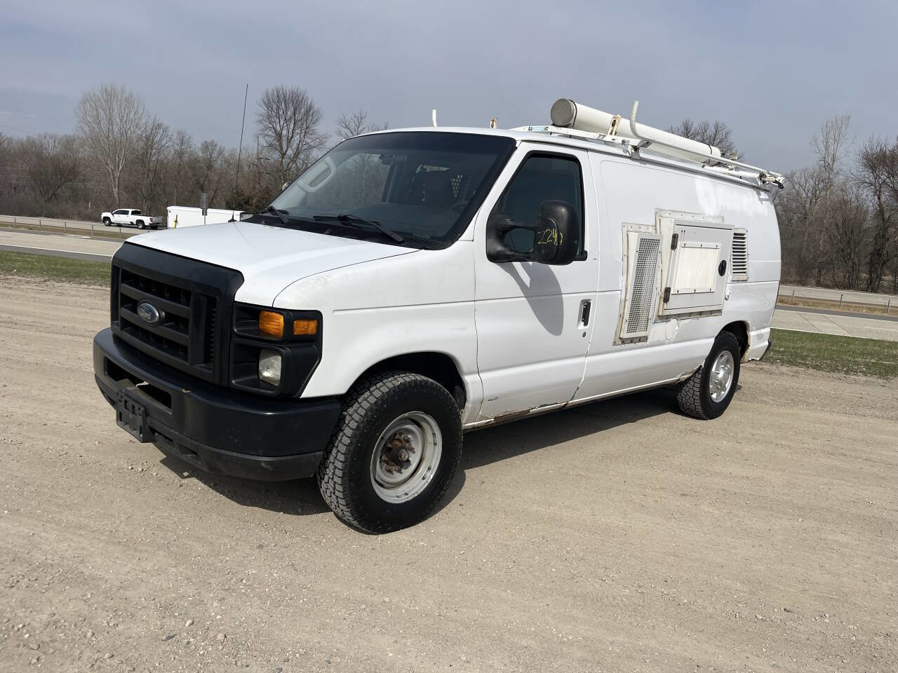 Used 2013 Ford E-250 and Econoline 250 image 16