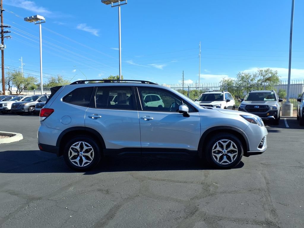 Certified 2024 Subaru Forester Premium AWD/4WD image 9