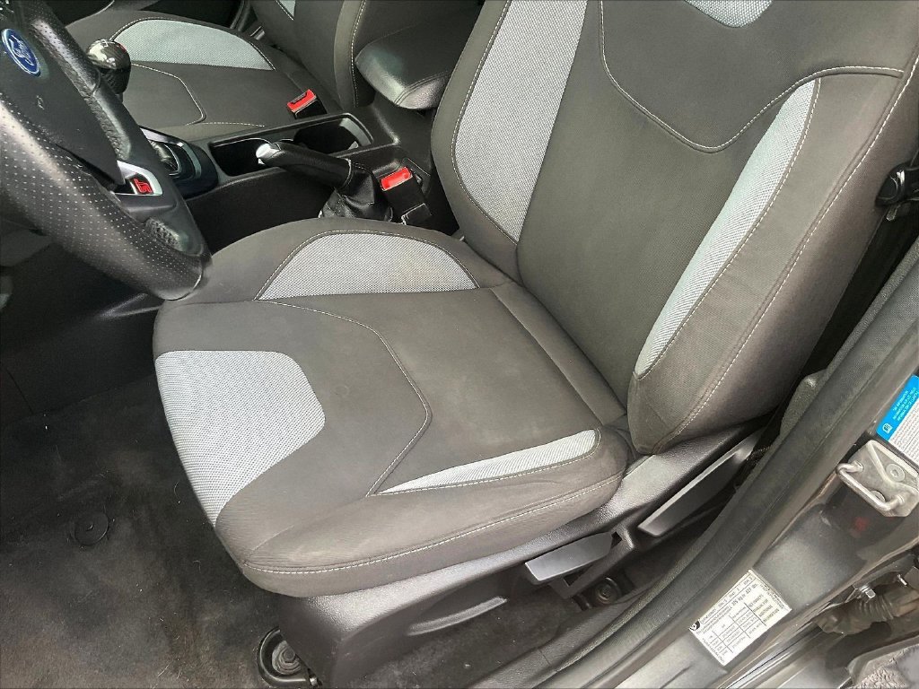 Used 2018 Ford Focus ST FWD image 21