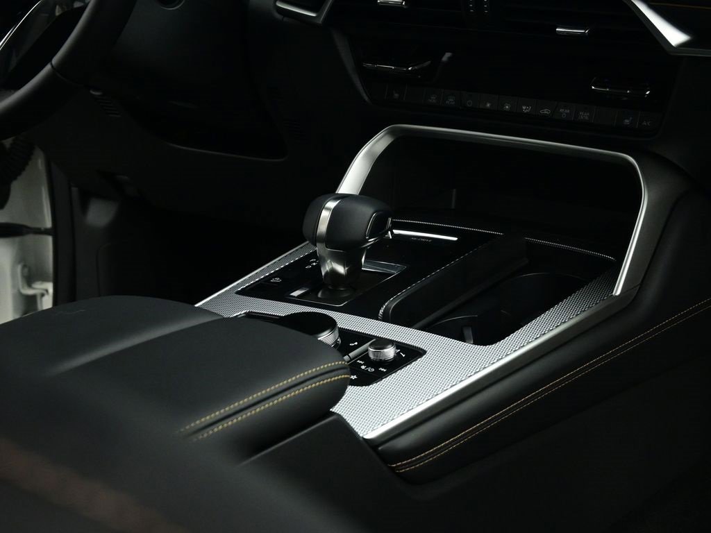 New 2025 MAZDA CX-70 3.3 Turbo w/ Preferred Package image 30