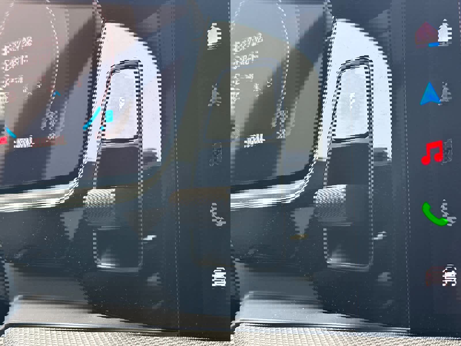 New 2026 Porsche Cayenne image 25