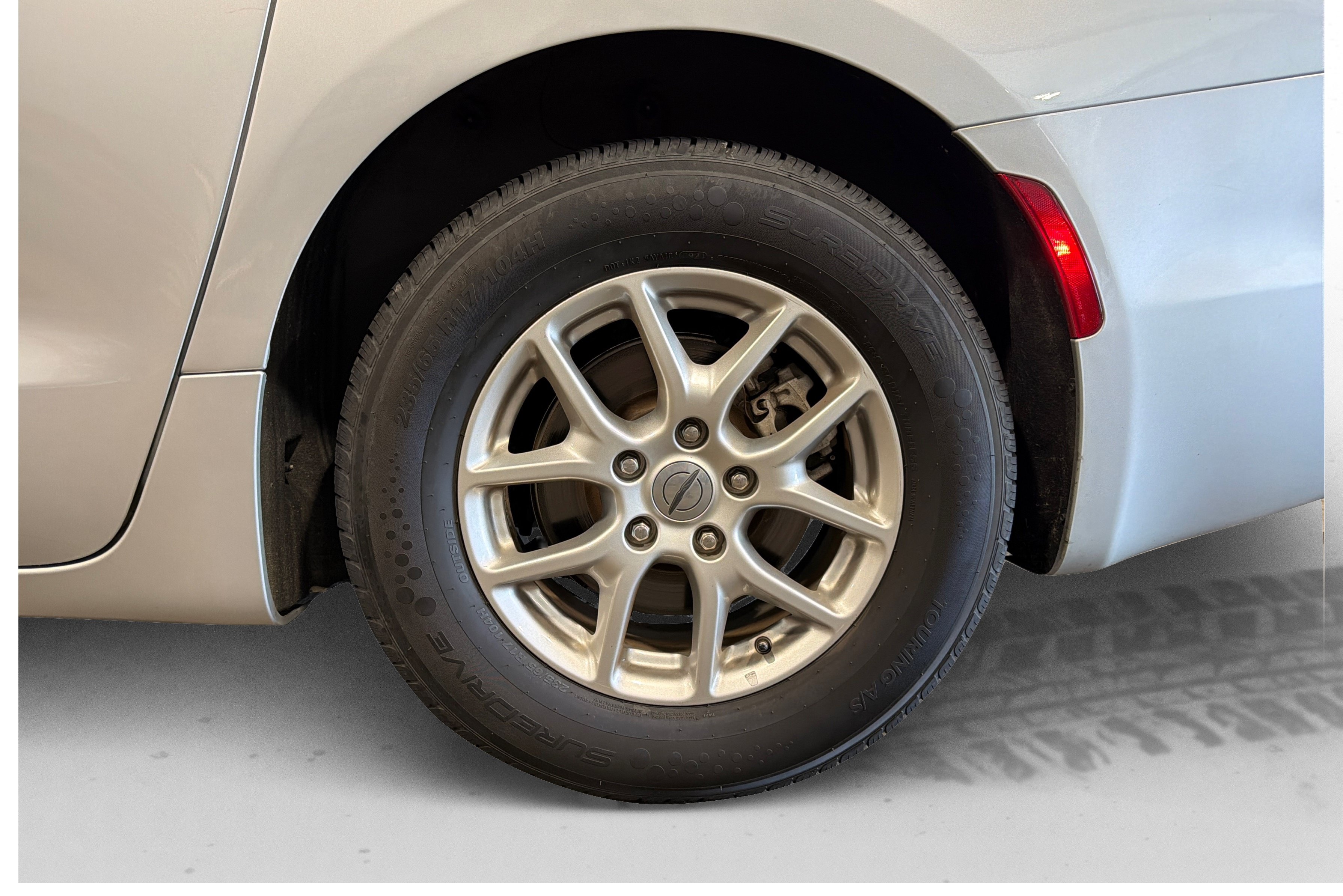 Used 2023 Chrysler Pacifica Touring-L FWD image 52