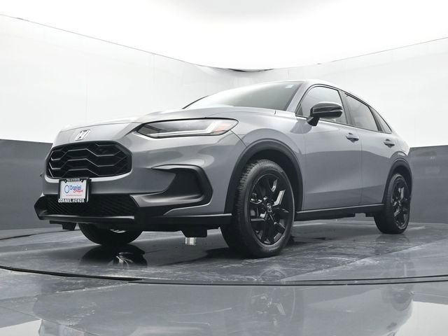 Used 2025 Honda HR-V Sport image 8