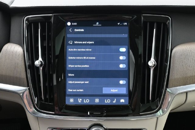 Used 2023 Volvo S90 B6 Ultimate w/ Lounge Package AWD/4WD image 19