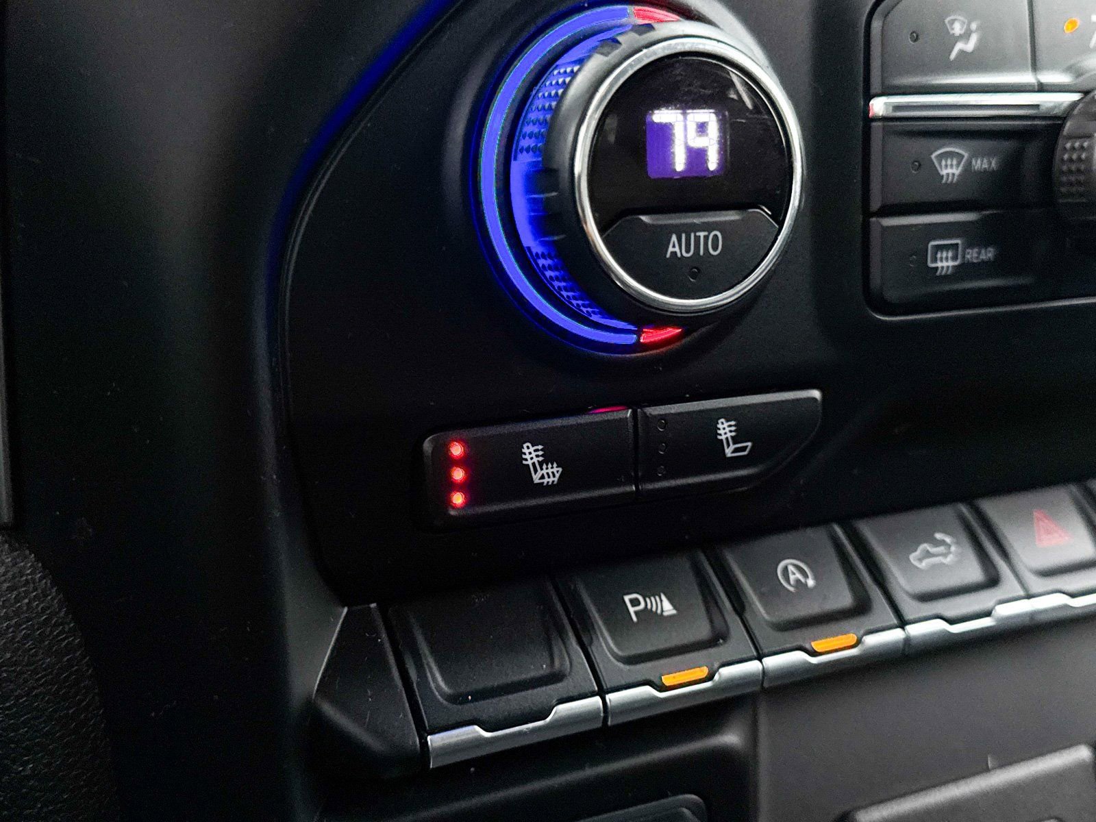 Used 2021 Chevrolet Silverado 1500 LT Trail Boss w/ Convenience Package II image 30