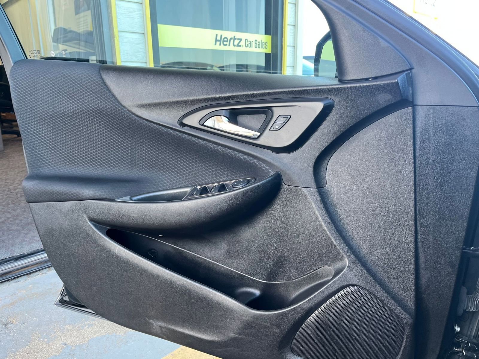 Used 2024 Chevrolet Malibu LT image 18