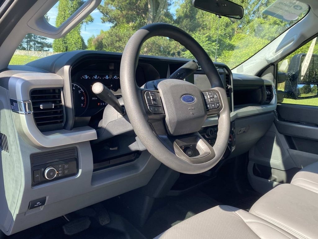 Certified 2023 Ford F250 XL w/ STX Appearance Package AWD/4WD image 21