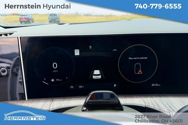 Certified 2025 Hyundai Santa Fe Calligraphy image 15