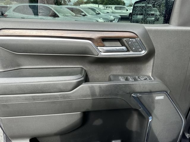 Used 2024 GMC Sierra 1500 SLT AWD/4WD image 15