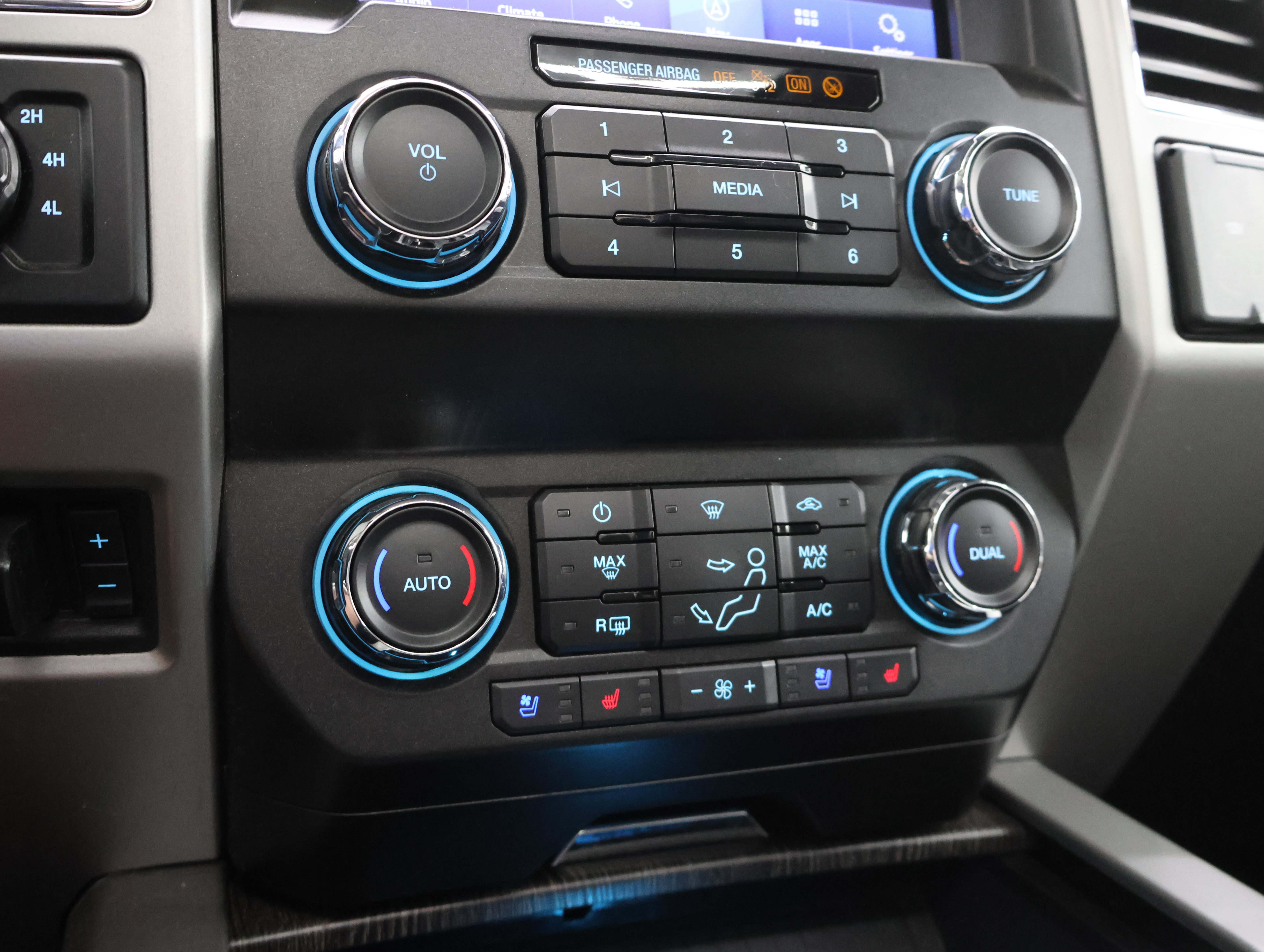 Used 2021 Ford F250 Lariat AWD/4WD image 51