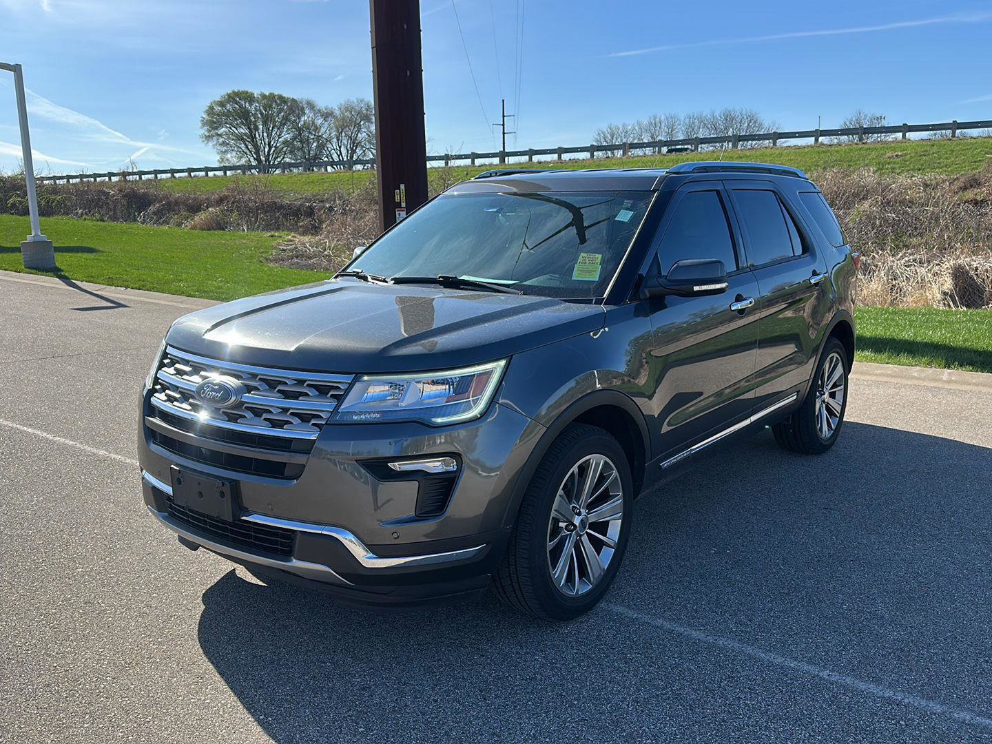 Used 2018 Ford Explorer Limited image 7