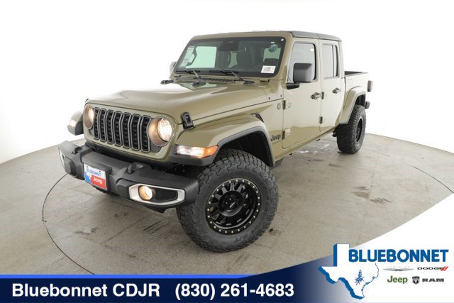 New 2026 Jeep Gladiator Sport