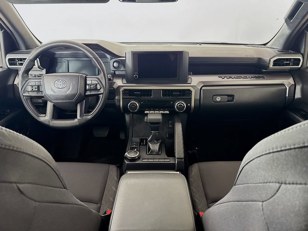 Certified 2026 Toyota Tacoma SR5 AWD/4WD image 3