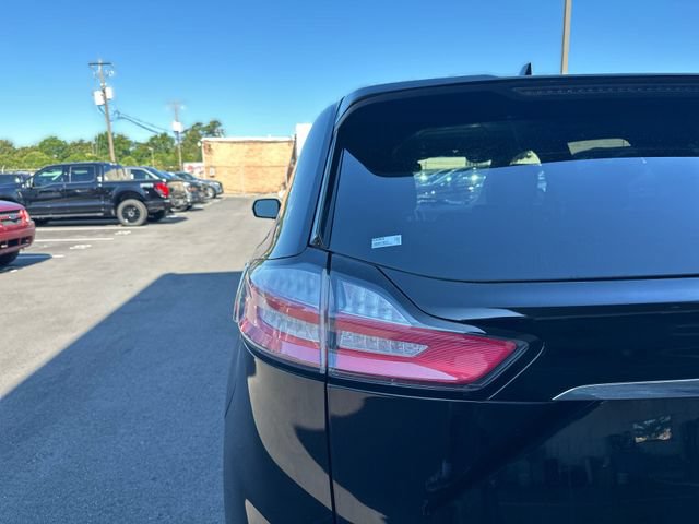 Certified 2019 Ford Edge Titanium w/ Cold Weather Package AWD/4WD image 25