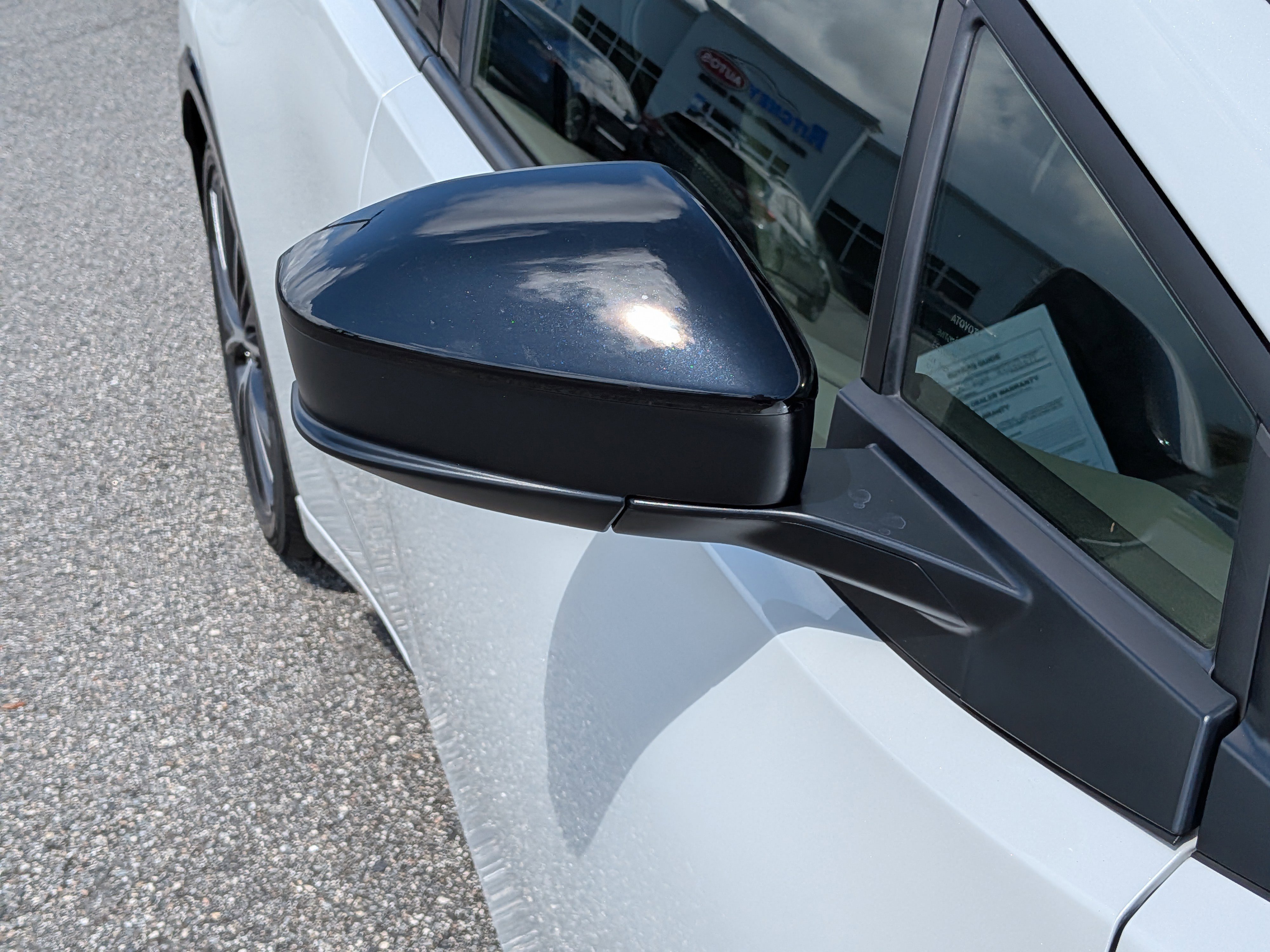 Used 2024 Toyota Prius XLE image 11