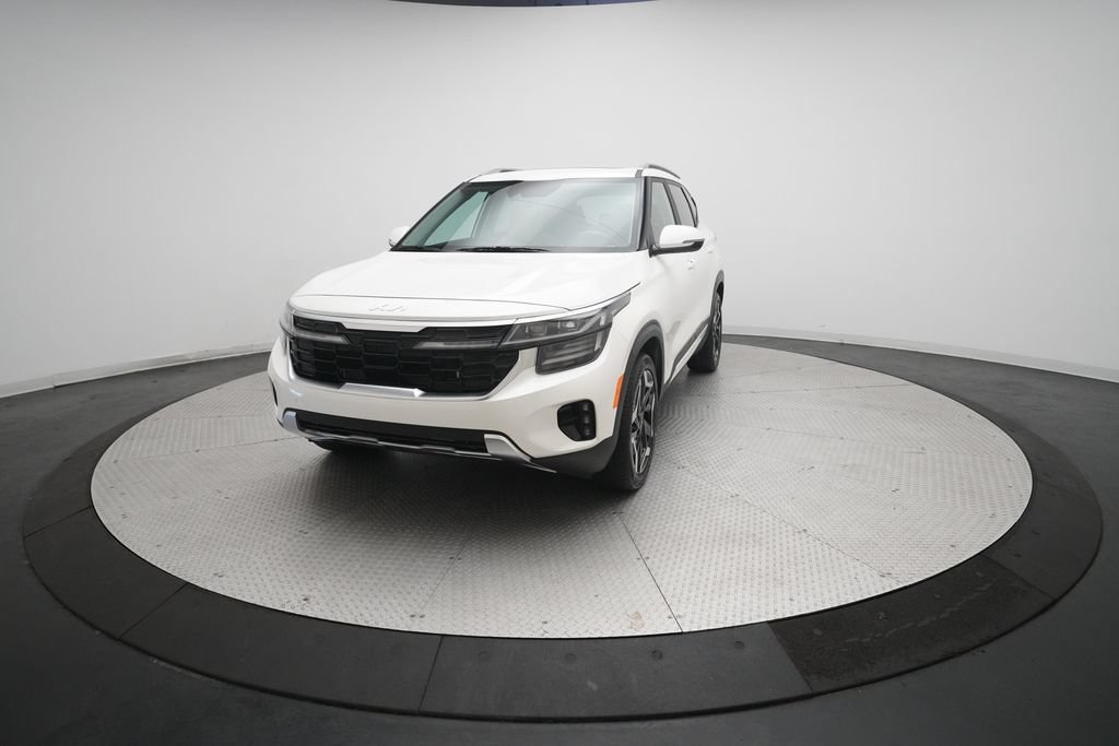 Used 2024 Kia Seltos SX w/ SX Sunroof Package AWD/4WD image 12