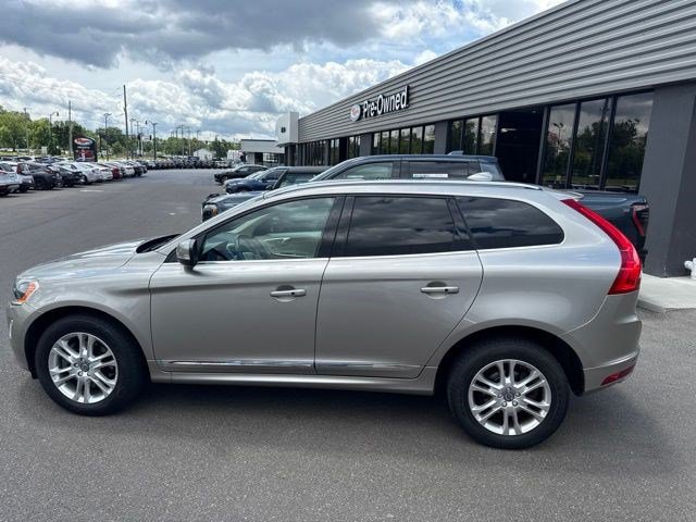 Used 2015 Volvo XC60 T5 Platinum w/ Climate Package AWD/4WD image 5