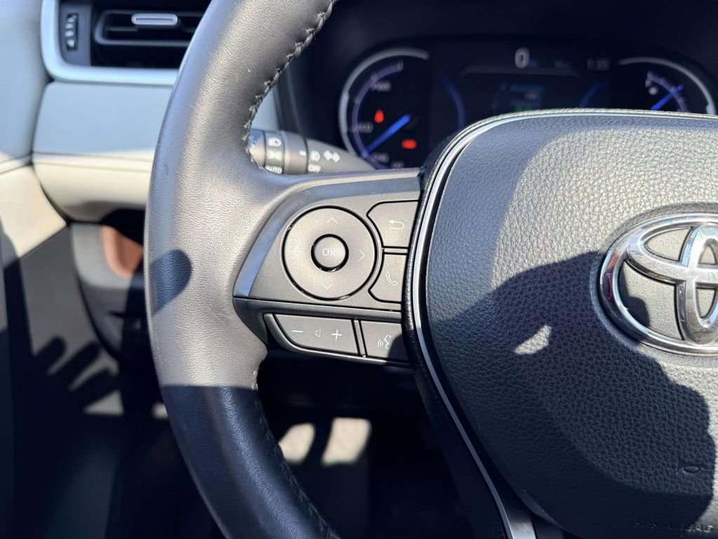 Certified 2020 Toyota RAV4 Limited image 8