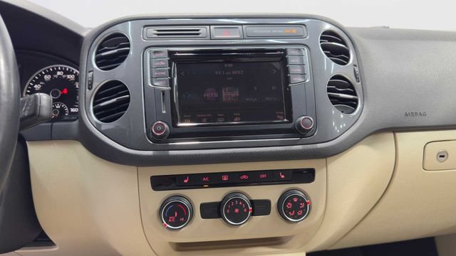 Used 2017 Volkswagen Tiguan S FWD image 26