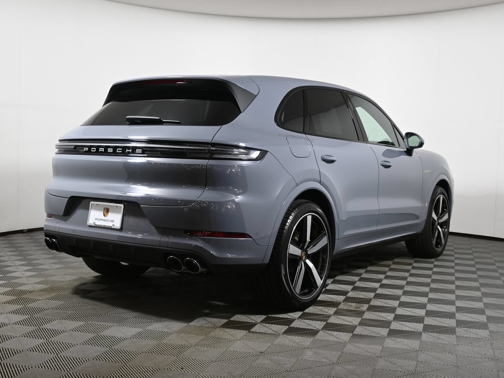 Used 2026 Porsche Cayenne E-Hybrid AWD/4WD image 7
