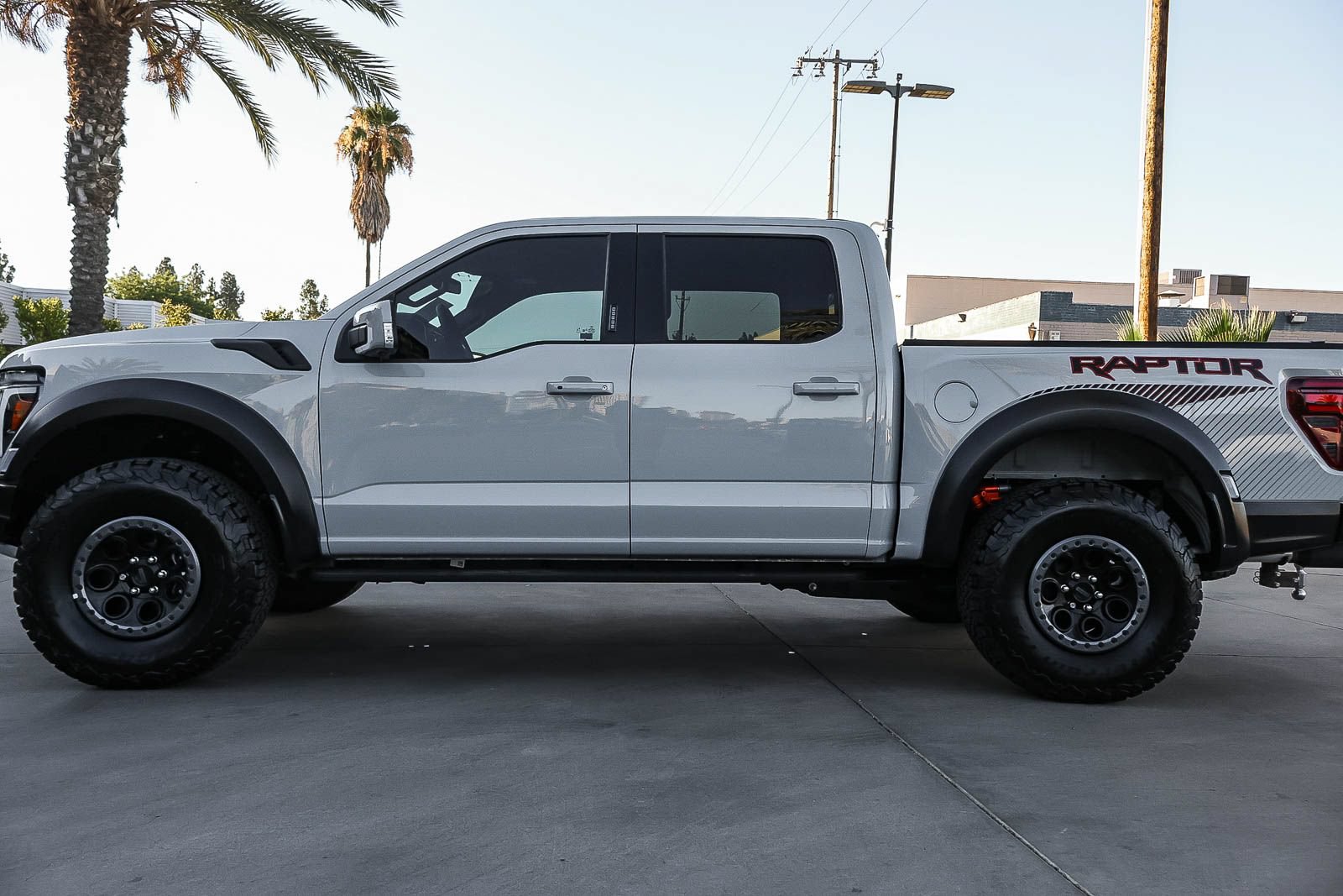 Used 2024 Ford F150 Raptor AWD/4WD image 8