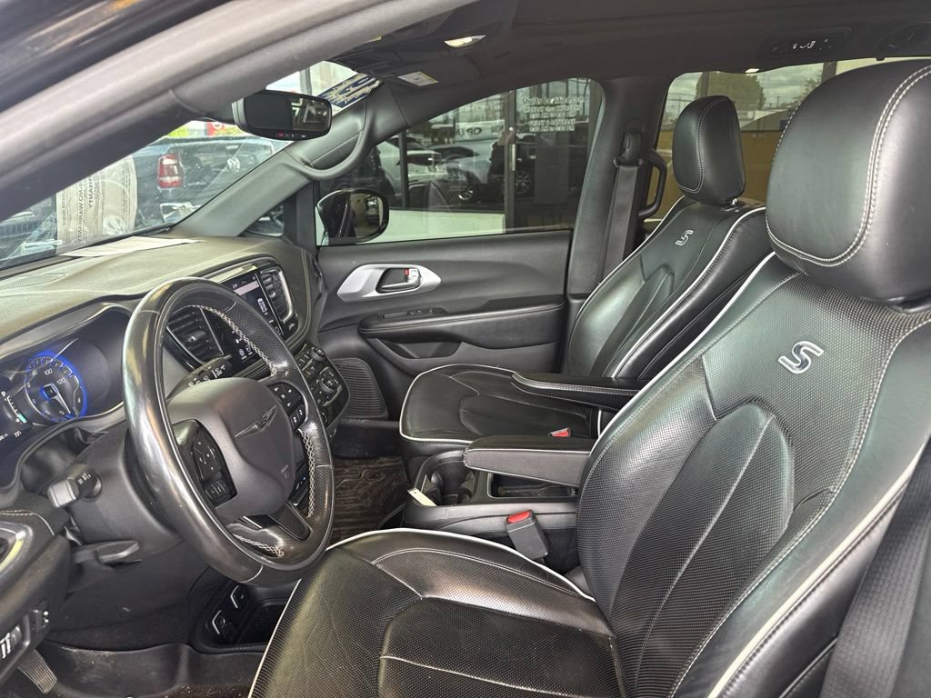 Used 2019 Chrysler Pacifica Limited w/ Advanced Safetytec Group FWD image 15