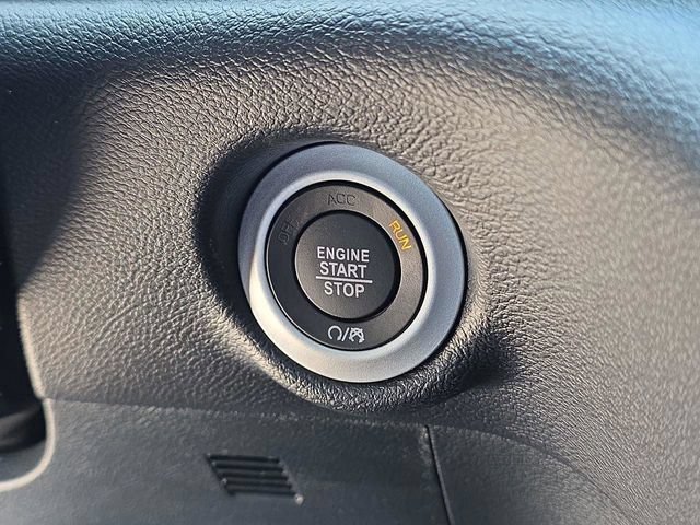 New 2026 Chrysler Voyager LX FWD image 27