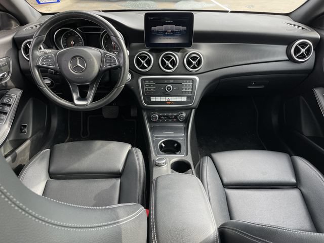 Used 2018 Mercedes-Benz CLA 250 image 9