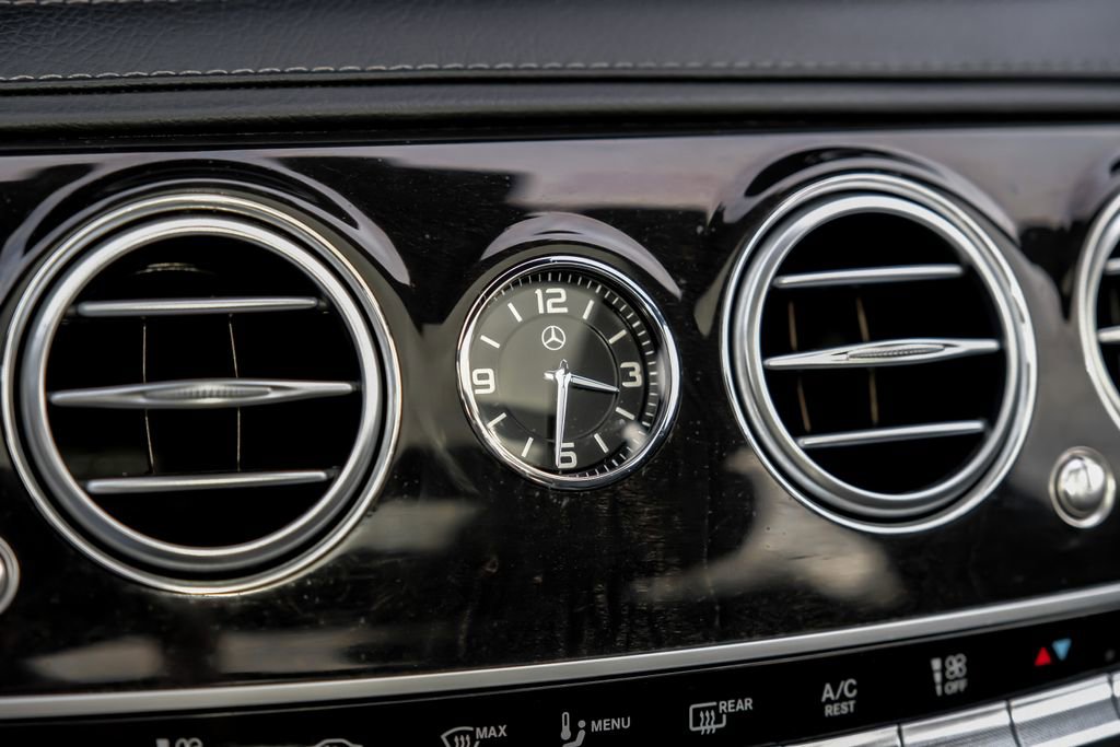 Used 2019 Mercedes-Benz S 560 4MATIC Sedan image 38