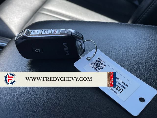 Used 2023 Kia Sorento SX AWD/4WD image 29