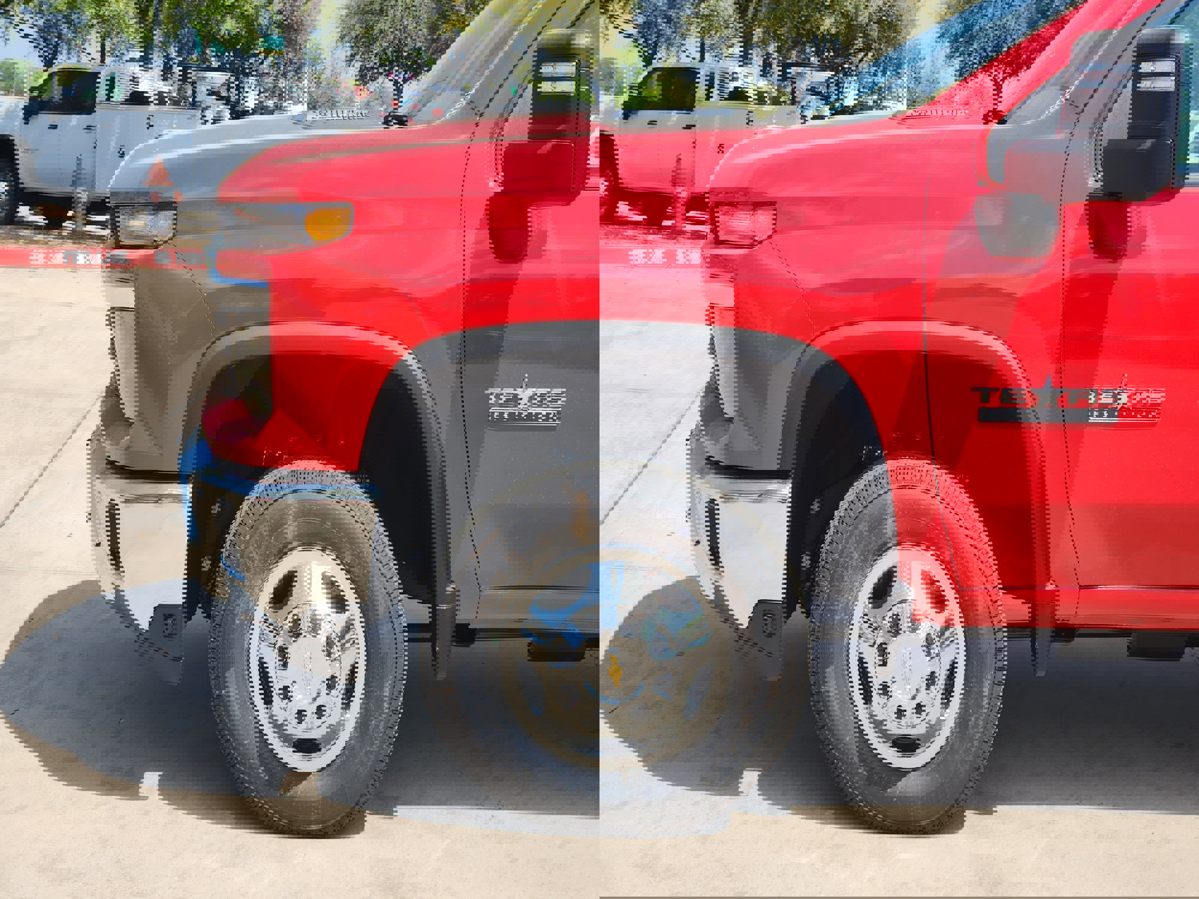 New 2026 Chevrolet Silverado 3500 LT w/ Texas Edition image 16