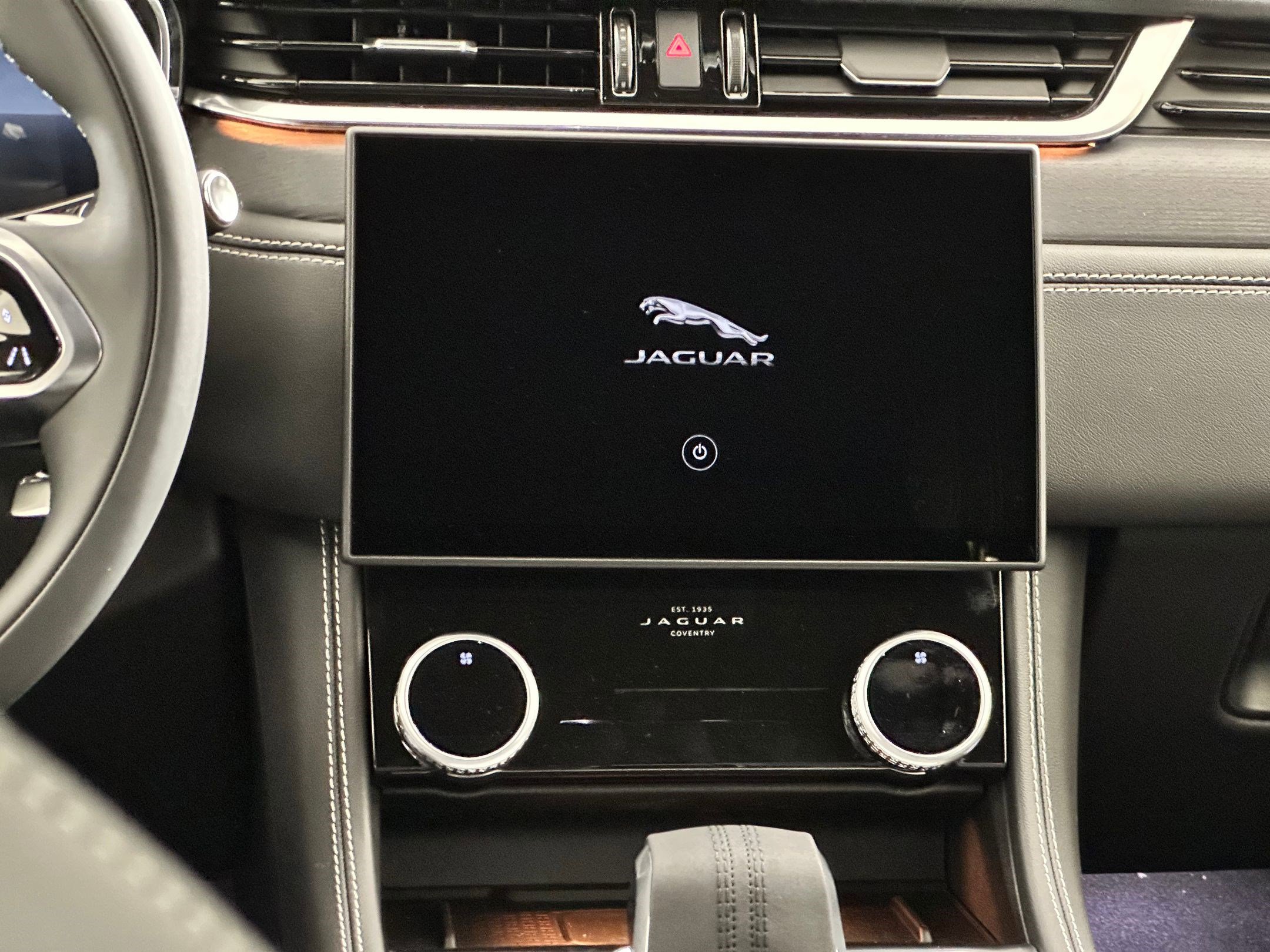New 2026 Jaguar F-PACE R-Dynamic S image 22