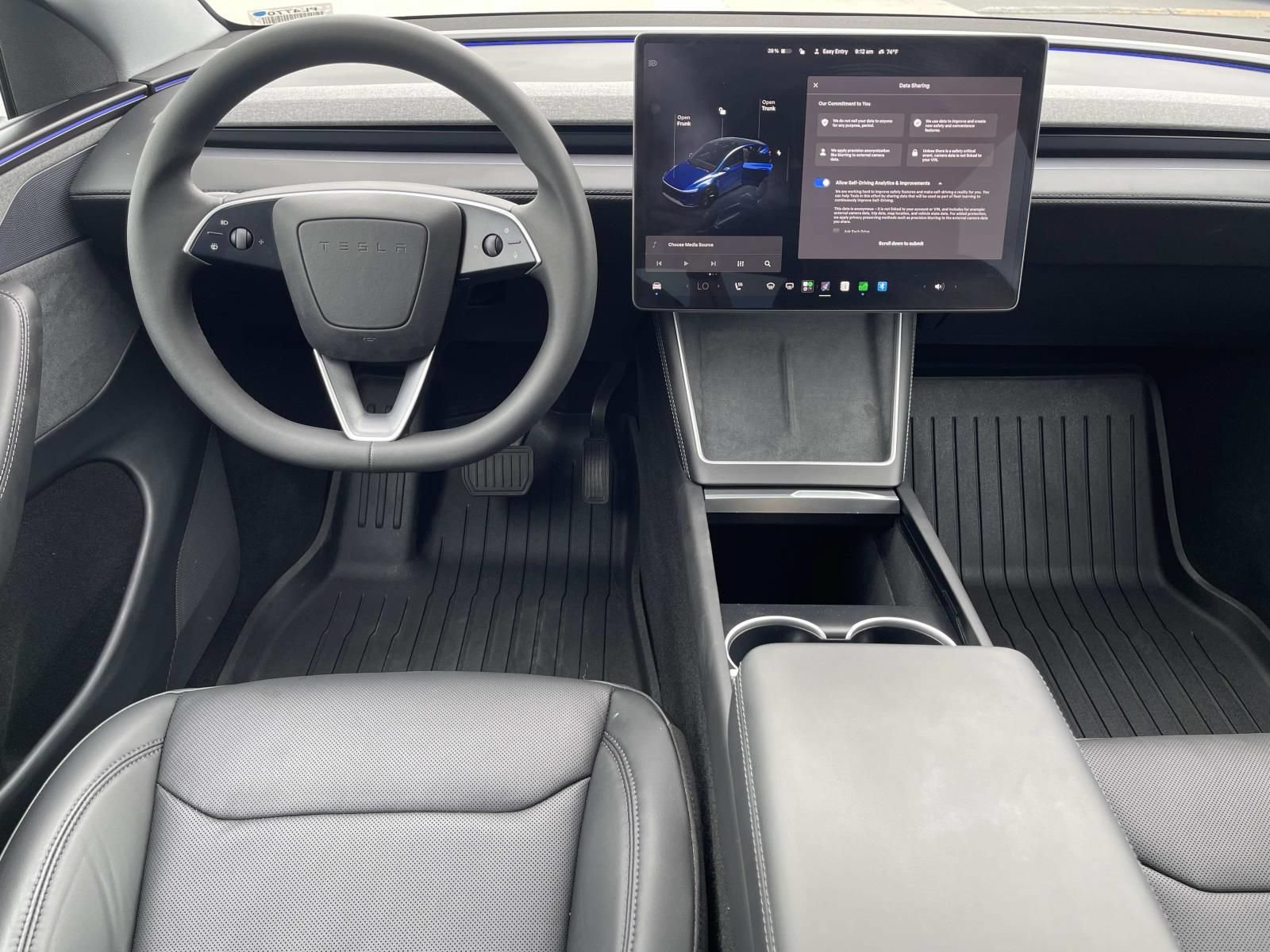 Used 2026 Tesla Model Y 2WD image 6
