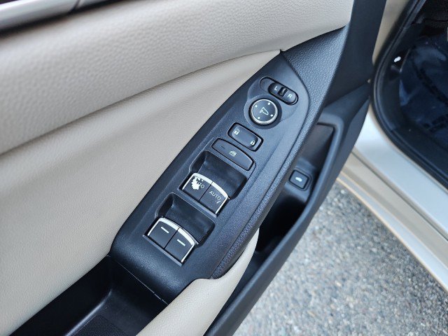 Used 2019 Honda Accord LX image 10